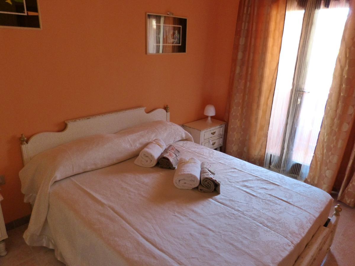 Bed and Breakfast Il Pozzo Dei Desideri Арбус Экстерьер фото